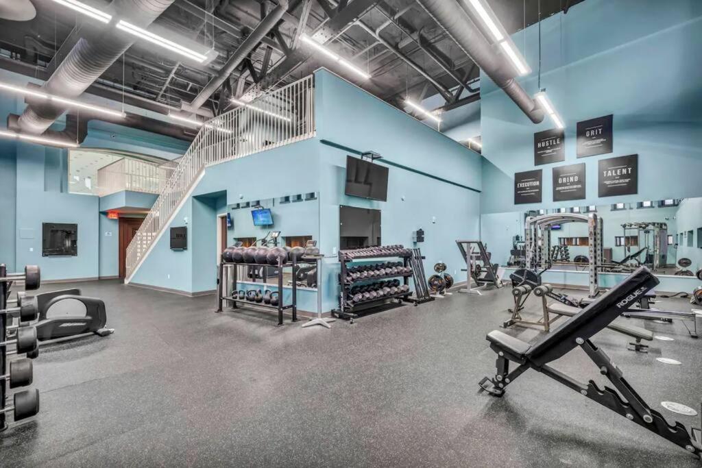 クリーブランド2Br Unit In The Heart Of Dt On Playhouse Square, With Pool And Gym Access-1106アパートメント エクステリア 写真