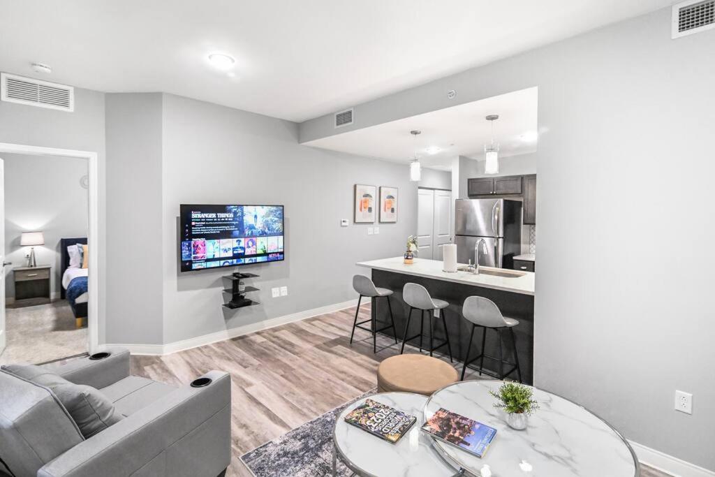 クリーブランド2Br Unit In The Heart Of Dt On Playhouse Square, With Pool And Gym Access-1106アパートメント エクステリア 写真